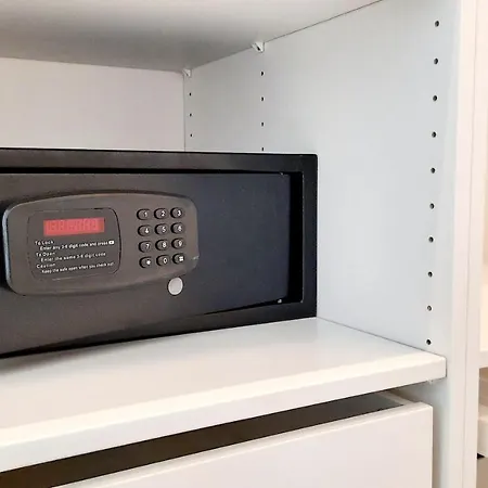 アパート Comfortable A103 Sea View 10th Floor Parking Free ミエンジズドロイェ