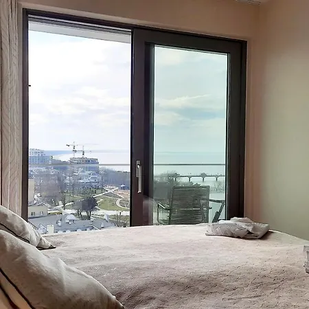 Comfortable A103 Sea View 10th Floor Parking Free Apartment *